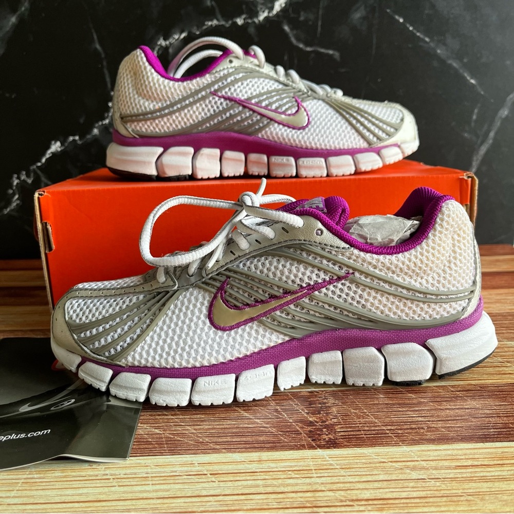 Nike Zoom Skylon + women sz 6 vtg y2k 2009